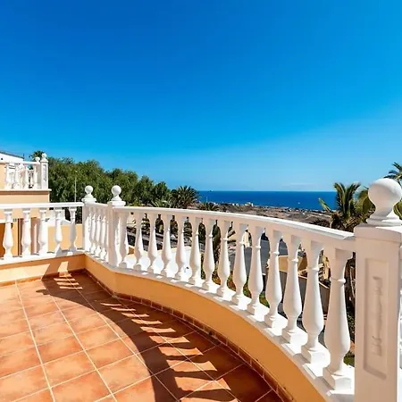 Verano Sea View And Pool